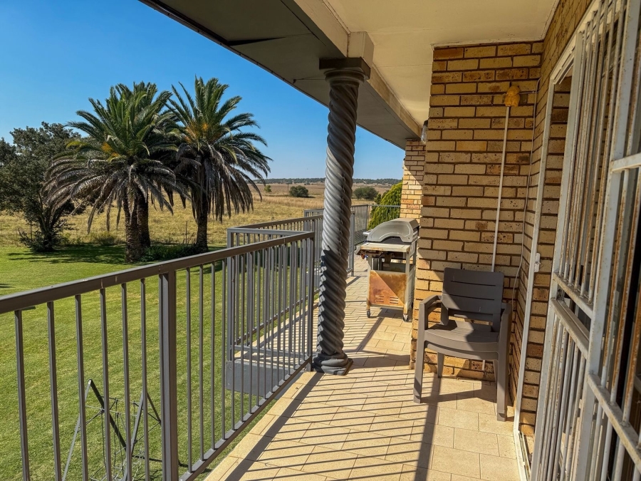 4 Bedroom Property for Sale in Wilgeboom A H North West